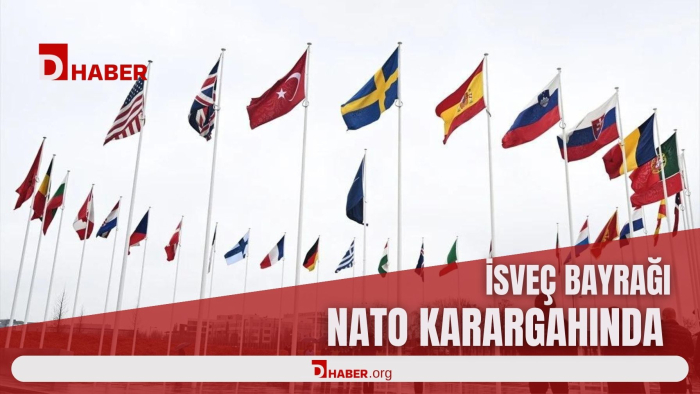 "NATO Karargahında Törenle Çekilen İsveç Bayrağı ve Türk Bayrağı Yan Yana"